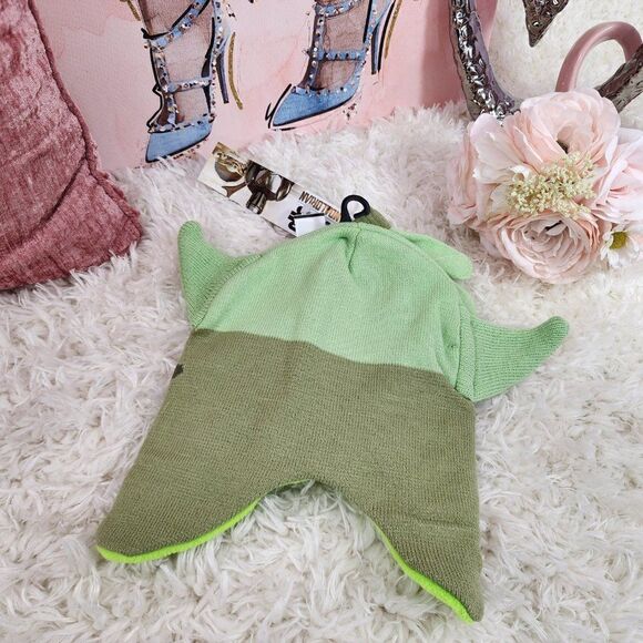 Starwars 2 Pieces Hat and gloves Kid's MANDALORIAN Super Cute !!!!! - Picture 4 of 6